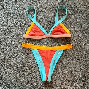 SHEIN colorblock cheeky bikini set size medium
